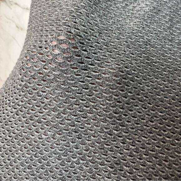 Fabletics Anna Seamless Long Sleeve Hoodie Fitted Athleisure Shirt Grey Large - Picture 7 of 13